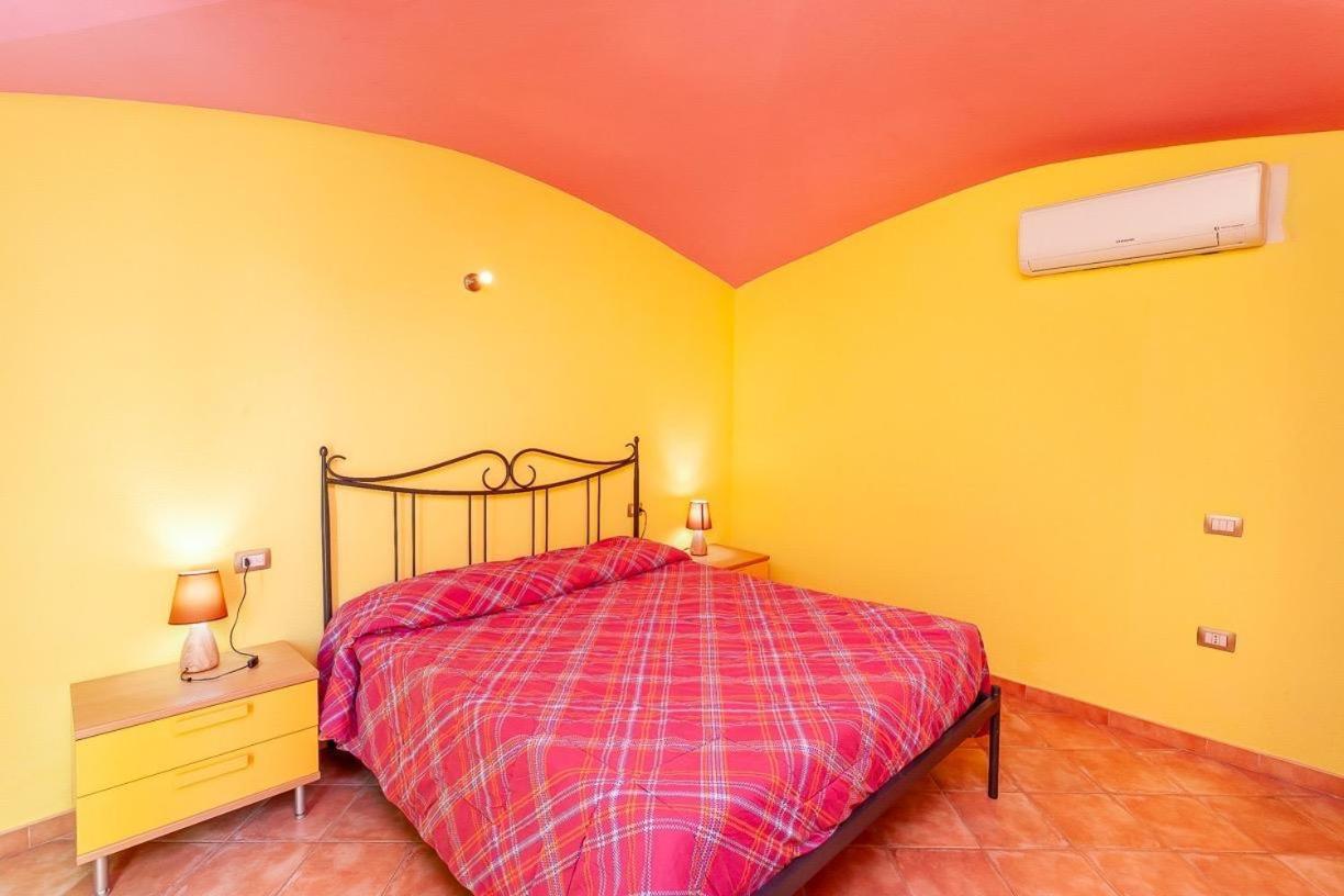 B&B Pettirosso Garden San Teodoro  Exterior foto