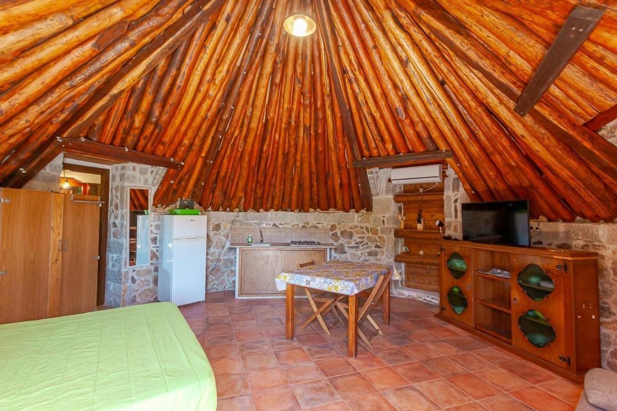 B&B Pettirosso Garden San Teodoro  Exterior foto